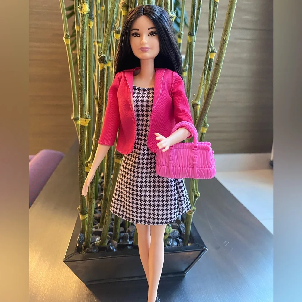 Brand New Mattel Barbie Fashionista - Picture 7 of 13